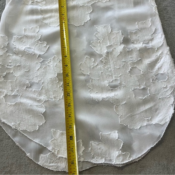 Aritzia Wilfred White Sèvres Floral Sleeveless Tunic Top Blouse - Picture 9 of 12